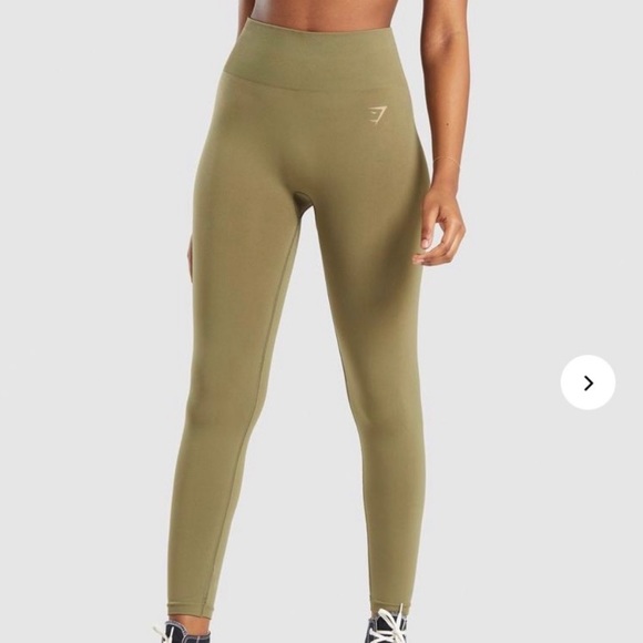 Gymshark Pants - Gymshark Fit Seamless Mid-Rise Green Leggings Size XS
